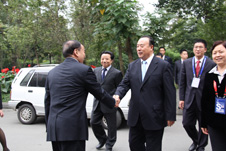 四川省人大副主任楊志文熱烈歡迎全國政協副主席白立忱參加